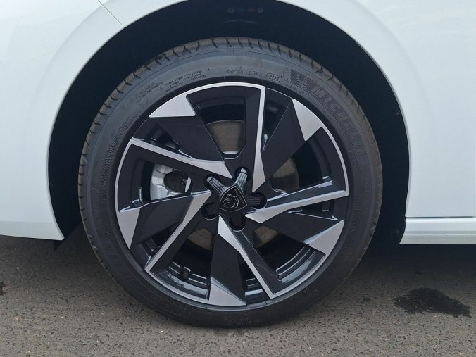 Peugeot 308, Peugeot 308 SW ALLURE 1.2 PT 130K MAN6, barva bílá