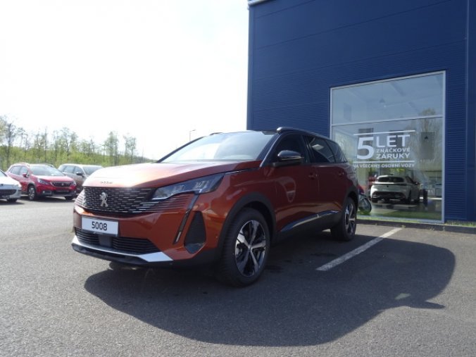 Peugeot 5008, ALLURE PACK 1.5 BHDi 130 EAT8, barva hnědá