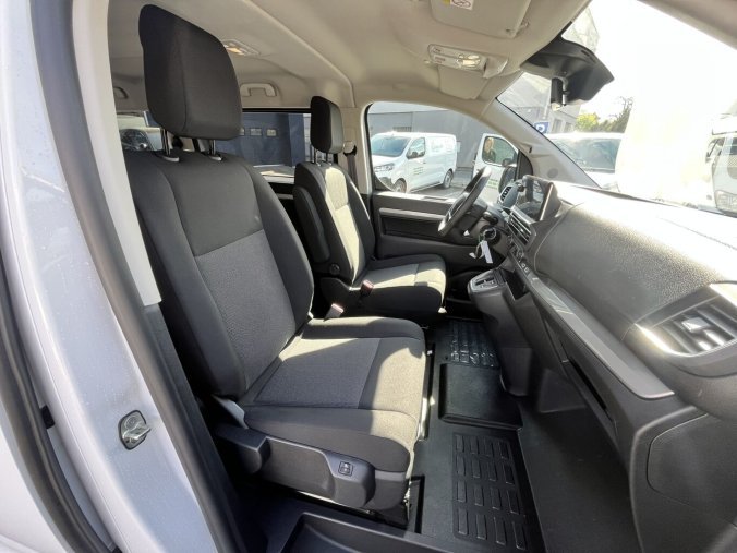Peugeot Traveller, Peugeot Traveller Active L3 2,2 HDi 180k EAT8, barva bílá