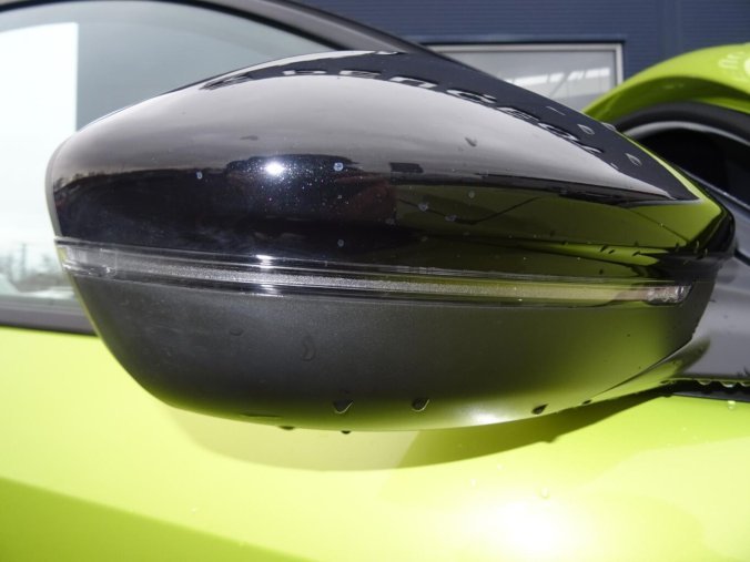 Peugeot 208, Peugeot 208 STYLE PureTech 100k MAN6, barva žlutá