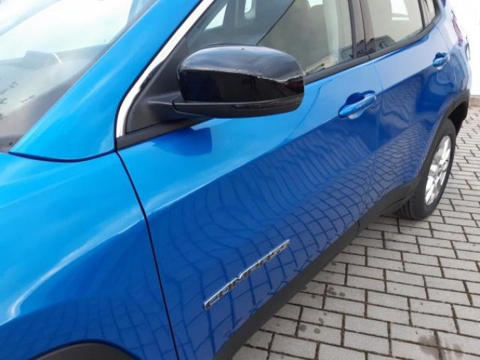 Jeep Compass, 1.3 130  Longitude 4x2 SKLADEM, barva modrá