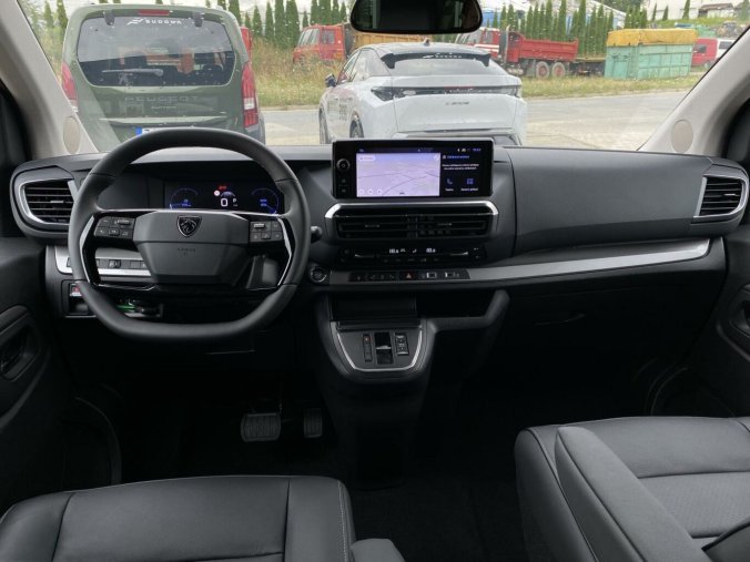 Peugeot Traveller, Peugeot Traveller Allure Long 2.0BlueHDi 180EAT8, barva zelená
