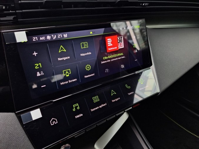 Peugeot 308, Peugeot 308 SW GT Hybrid 145 e-DCS6, barva červená