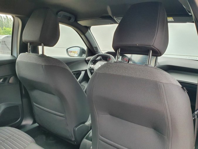 Peugeot 2008, Peugeot 2008 STYLE PureTech 100 S&S MAN6, barva bílá