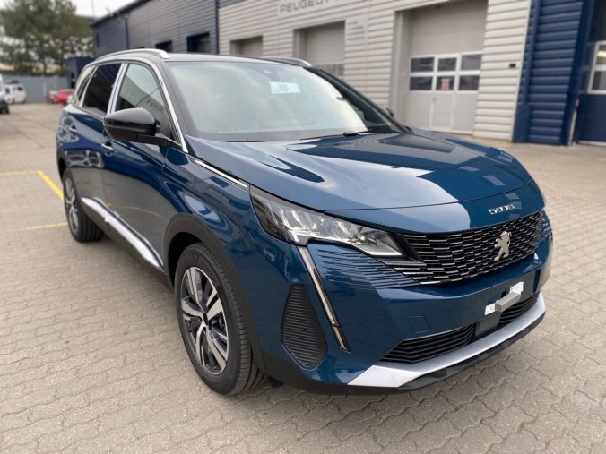 Peugeot 5008, Peugeot 5008 ALLURE PACK BlueHDi 130 EAT8 - 3721, barva šedá