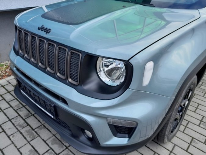 Jeep Renegade, 1,5 130 PS Night Eagle automat, barva zelená