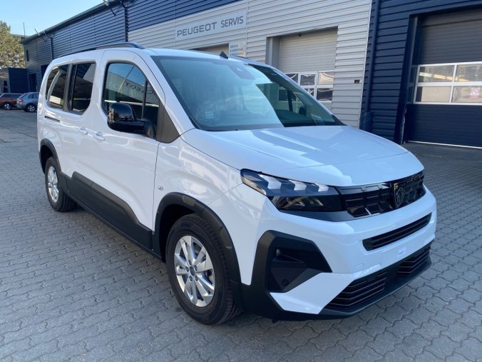 Peugeot Rifter, Peugeot Rifter LONG ALLURE BlueHDi 130 MAN6 - 0195, barva bílá