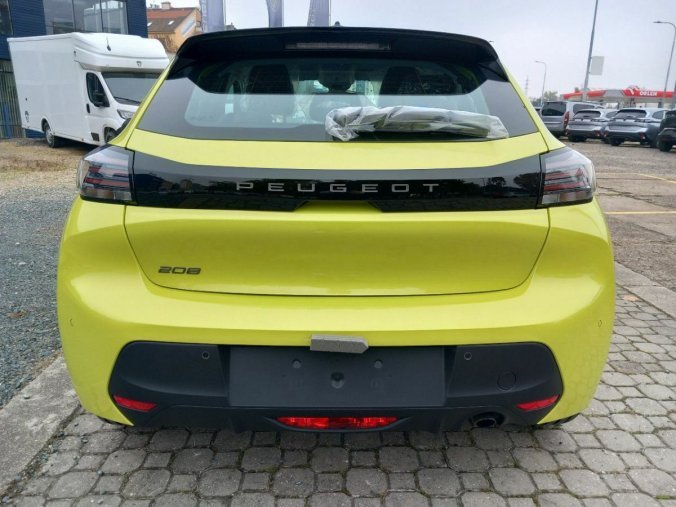 Peugeot 208, Peugeot 208 Active PureTech 75 S&S MAN5, barva žlutá