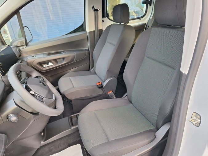 Peugeot Rifter, Peugeot Rifter ACTIVE BHDi 100 M6, barva bílá