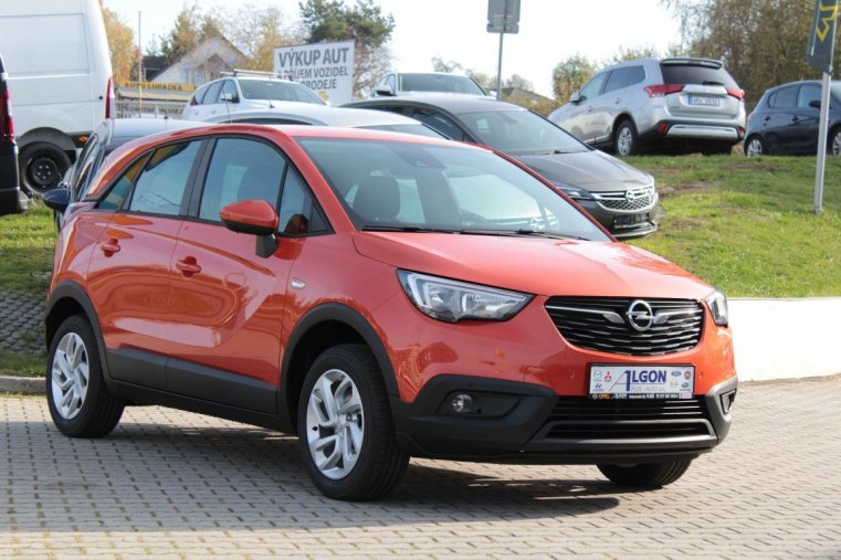 Opel Crossland X, Smile 1,2 Turbo 96 kW AT6, barva oranžová