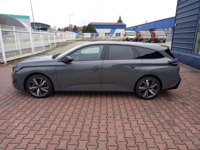 Peugeot 308, Peugeot 308 SW Allure BlueHDi 130 k, barva šedá