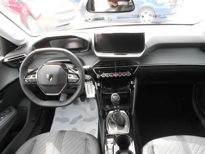 Peugeot 208, Peugeot 208 ALLURE Elektromotor 115 kW / 1, barva oranžová