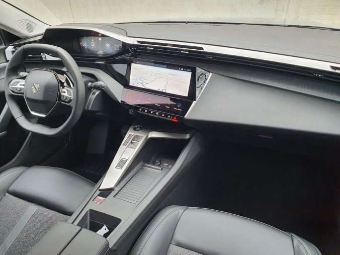 Peugeot 308, Peugeot 308 SW ALLURE Hybrid 145 e-DCS6, barva šedá