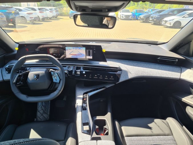 Peugeot 5008, Peugeot 5008 5008 ALLURE Hybrid 145 e-DCS6, barva modrá