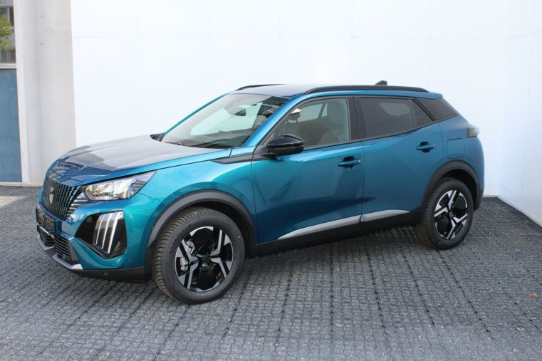 Peugeot 2008, Peugeot 2008 ALLURE Hybrid 145 e-DCS6, barva modrá