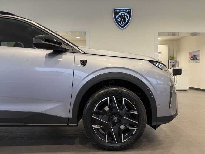 Peugeot 5008, Peugeot 5008 GT Hybrid 145k, Automat, barva šedá