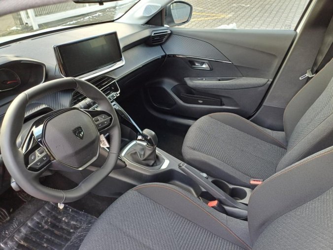 Peugeot 208, Peugeot 208 STYLE Turbo 100 MAN6, barva bílá