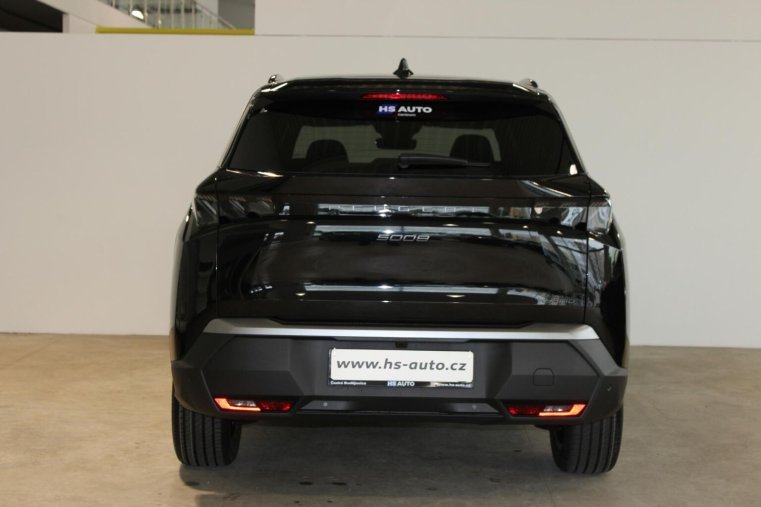 Peugeot 5008, Peugeot 5008 GT Hybrid 145 e-DCS6, barva černá