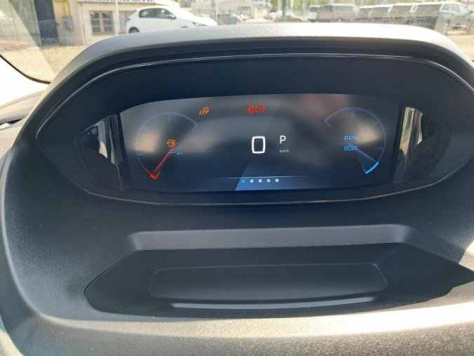 Peugeot Rifter, Peugeot Rifter GT BlueHDi 130 S&S EAT8, barva šedá