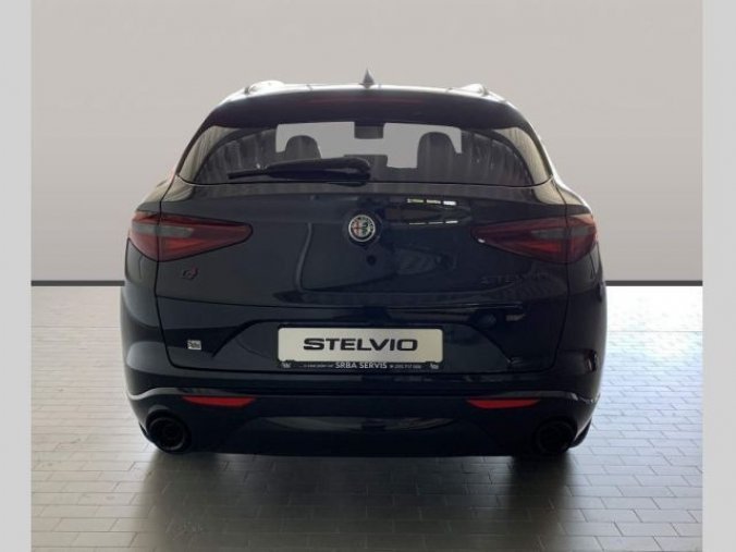Alfa Romeo Stelvio, 2.0 Turbo 280k Q4 VELOCE, barva černá