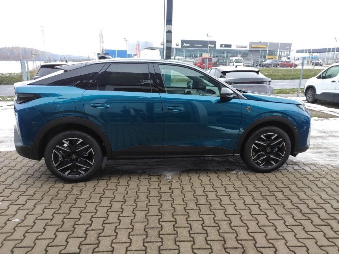 Peugeot 3008, Peugeot 3008 GT 1.2 HY 145k AUT 6, barva modrá