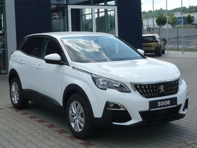 Peugeot 3008, ACTIVE 1,2PureTech 130k MAN6 + KAMERA + VÝHŘEV + REZERVA, barva bílá