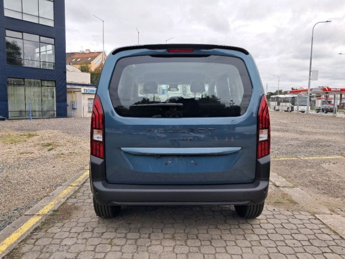 Peugeot Rifter, Peugeot Rifter ALLURE PureTech 110 S&S MA, barva modrá