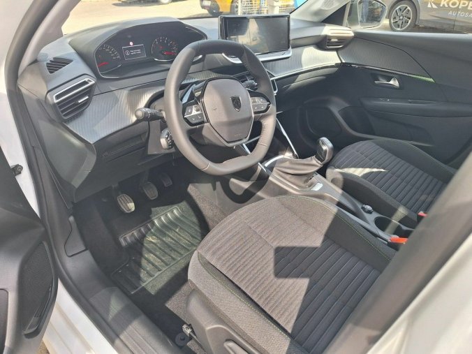 Peugeot 208, Peugeot 208 STYLE 1.2 PT 100K MAN6, barva bílá
