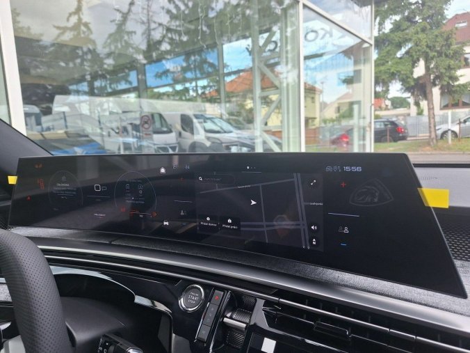 Peugeot 3008, Peugeot 3008 GT Hybrid 136 e-DCS6, barva šedá