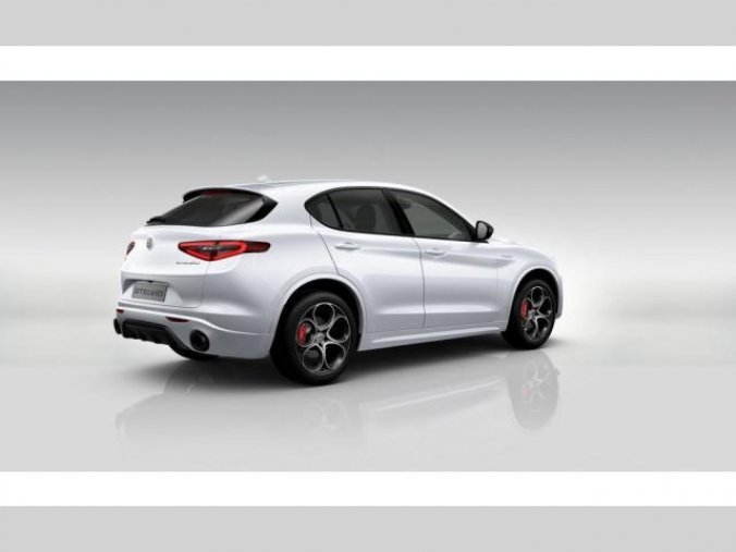 Alfa Romeo Stelvio, Veloce 4x4 2,0 280PS,, barva bílá