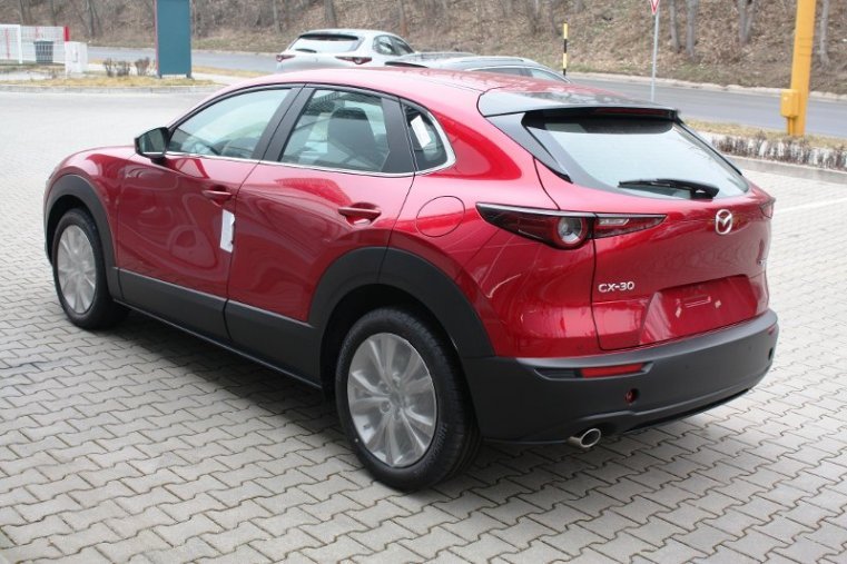 Mazda CX-30, SKYACTIV-G, barva červená