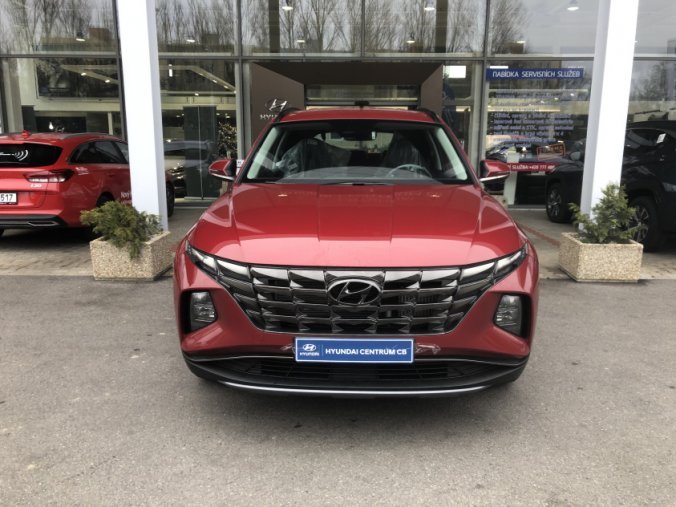 Hyundai Tucson, 1,6 T-GDI 4x2 110 kW 6st. manuální, barva červená