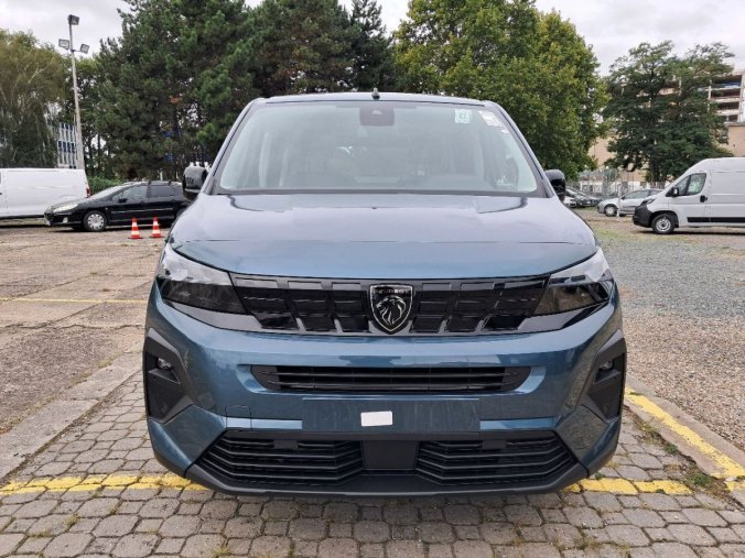 Peugeot Rifter, Peugeot Rifter ALLURE PureTech 110 S&S MA, barva modrá