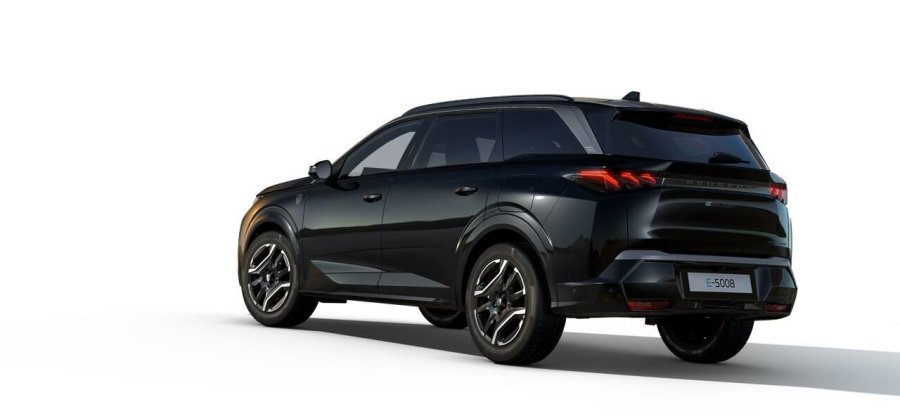 Peugeot 5008, Peugeot 5008 GT Elektromotor 170 kW / 230 k, barva černá