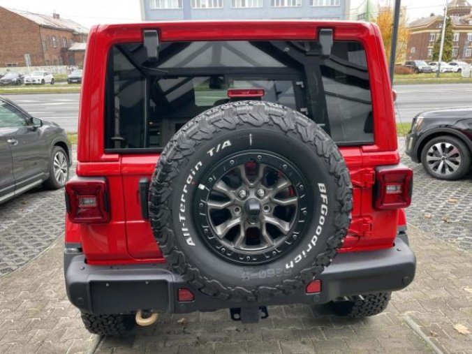 Jeep Wrangler, Unlimited Rubicon 392, barva červená