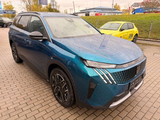Peugeot 5008, Peugeot 5008 ALLURE Hybrid 145 e-DCS6, barva modrá