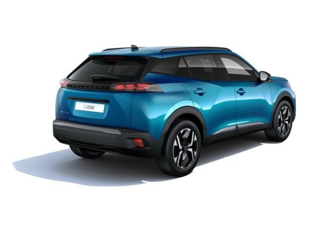 Peugeot 2008, Peugeot 2008 ALLURE Elektromotor 115 kW / 156 k (Baterie 54 kWh), barva modrá