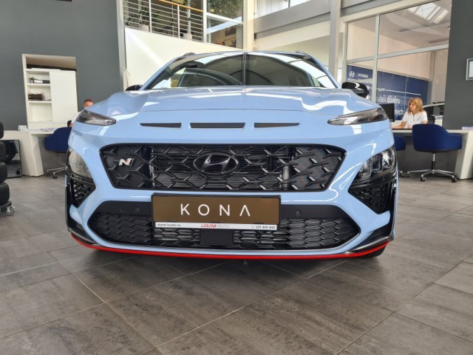 Hyundai Kona, 2,0 T-GDI 206 kW 8 DCT, barva modrá