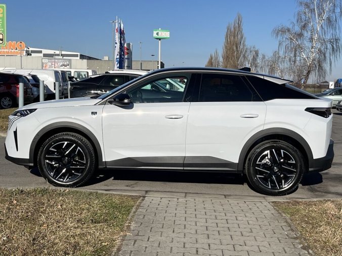 Peugeot 3008, Peugeot 3008 GT Hybrid 136 e-DCS6, barva bílá