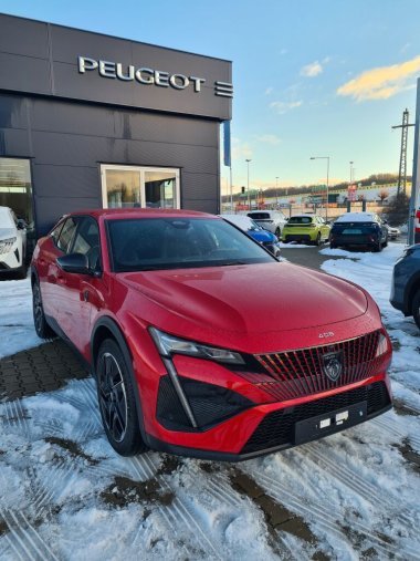 Peugeot 408, Peugeot 408 408 GT PureTech 130 S&S EAT8, barva červená