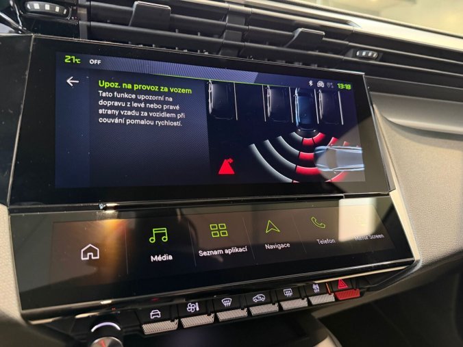 Peugeot 308, Peugeot 308 SW GT Hybrid 145 e-DCS6, barva červená