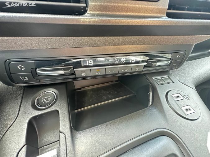 Peugeot Rifter, Peugeot Rifter LONG GT BlueHDi 130k EAT8, barva modrá