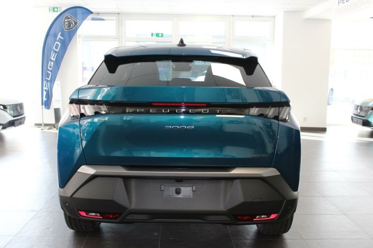 Peugeot 3008, Peugeot 3008 ALLURE Hybrid 145k e-DCS6, barva modrá