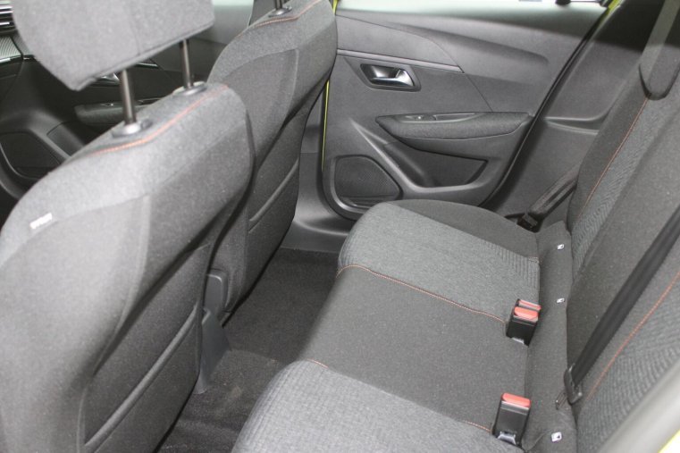 Peugeot 208, Peugeot 208 STYLE Turbo 100 MAN6, barva žlutá