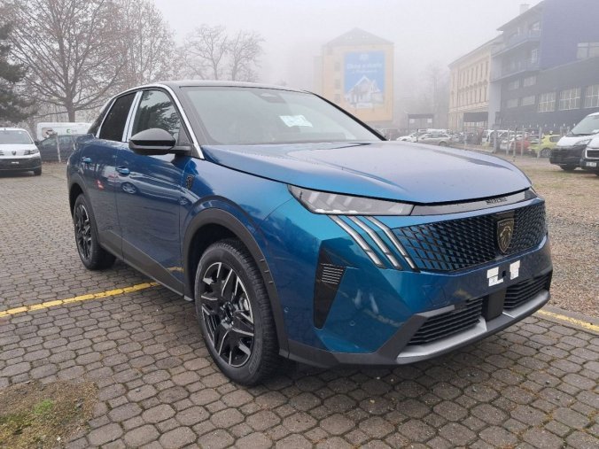 Peugeot 3008, Peugeot 3008 3008 GT Hybrid 145 e-DCS6, barva modrá