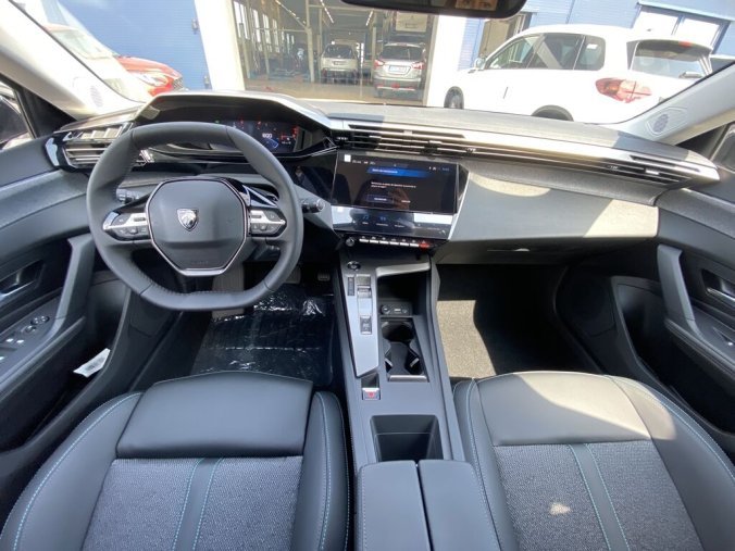 Peugeot 308, Peugeot 308 SW ALLURE Hybrid 145 e-DCS6, barva šedá