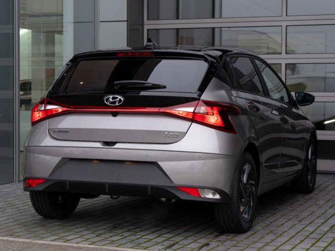 Hyundai i20, 1,2 DPI 5 st. manuální, barva bronzová