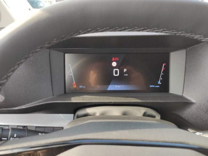 Peugeot Traveller, Peugeot Traveller L3 2.0 HDI AUT8  rezervace, barva černá