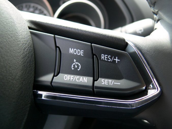 Mazda CX-5, 2.0 Skyactiv G165 AWD A/T, barva bílá