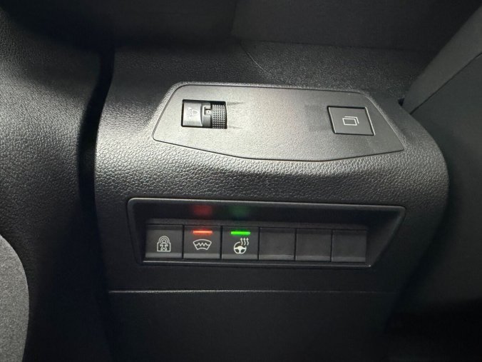 Peugeot Rifter, Peugeot Rifter LONG ALLURE BlueHDi 130k MAN6, barva zelená